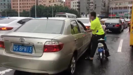 这是我见过最厉害的路怒