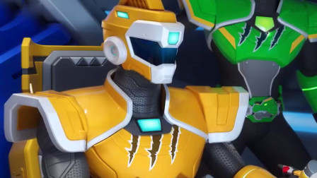 迷你特工队追梦外星人救助了谁？