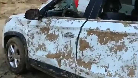 自己的车可不能随便借出去了，不然就容易关系闹僵