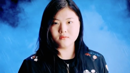 如果uzi是女人会怎么样？联盟Lpl明星女版名场面（ 周姐笑崩溃了）