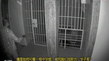 中国人在非洲遭遇抢劫，嘴还刁着烟与劫匪淡定枪战