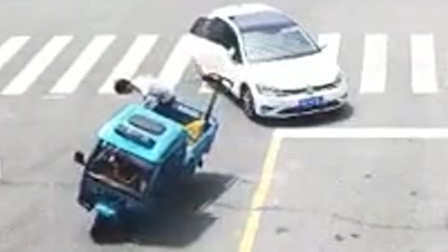 开车的技术不咋滴，坐车的技术还挺好