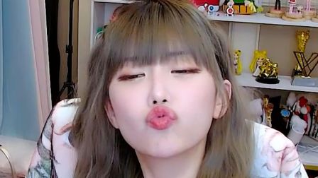 周淑怡：有一个啵啵请lgf接收