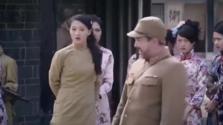 被小鬼子抓走的姑娘真惨，小鬼子是真的狠毒