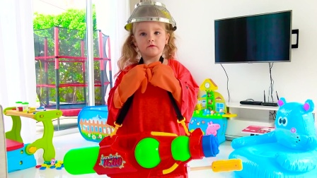 萌娃小可爱已经制作好武器，来寻找爸爸藏的地方！