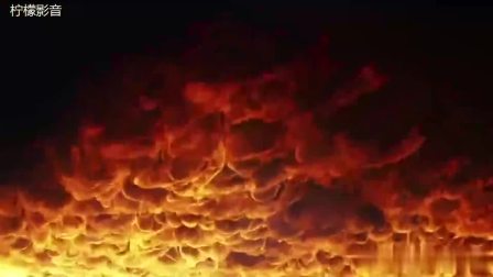 经典电影《逃出生天》致敬最美逆行者，消防战士带你逃出生天