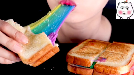 一口咬下拉出彩虹！吐司面包这样做，美味100倍！