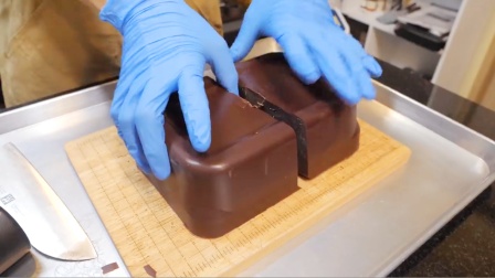 手工制作的黑巧克力，卖得贵是有原因的，长见识了