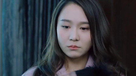 盖艳艳宿醉醒来发现于西,恼羞成怒,当场揪住他衣领!