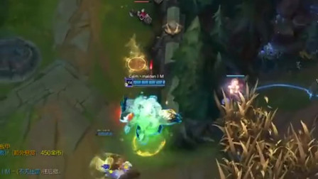 这个狗熊也太犟脾气了吧，被妖姬这样戏耍遛狗笑死我了！