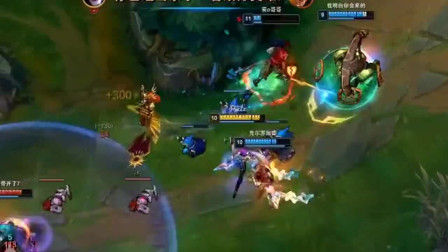 卡莎被对方针对，幸亏队友支援及时，才有了自己输出的空间