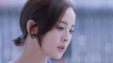 美女穿高跟鞋崴了脚，总裁直接上演霸气公主抱，美女：你放开我