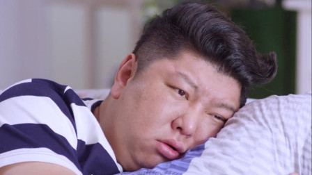 小公主完美继承若男的优点，大眼睛忽闪忽闪的，太可爱了！