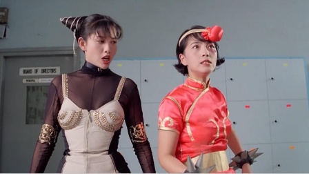超级学校霸王：母女齐上阵，这段燃爆了！