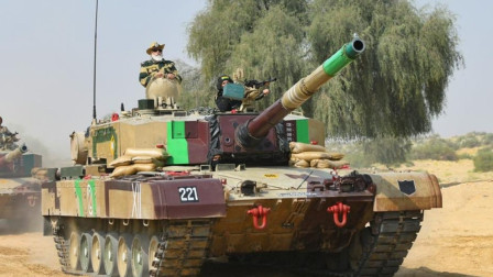 莫迪亲自带货，军工厂热盼军队订购阿琼坦克：这是最先进的坦克