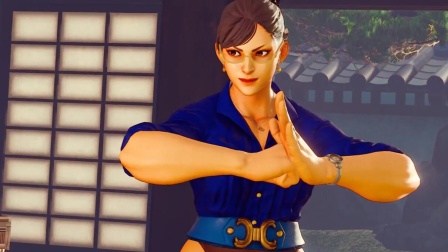 街霸V：戴眼镜的春丽强势出战，被毒药小姐姐的鞭子KO