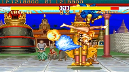 街霸2：春丽30年练成新绝招，旋风腿还能脑袋喷火脚丫子发波