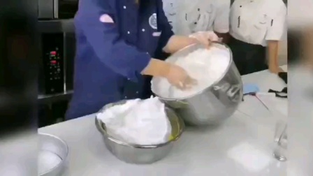 荆州蛋糕技术宜昌荆门西点烘焙培训学费多少