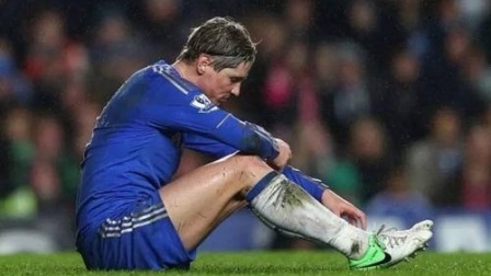 实况2020天梯赛4 托雷斯开场得分！鲁梅尼格追回一球！2：4失利！