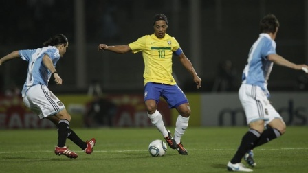 实况2020天梯赛4 罗纳尔迪尼奥梅开二度！