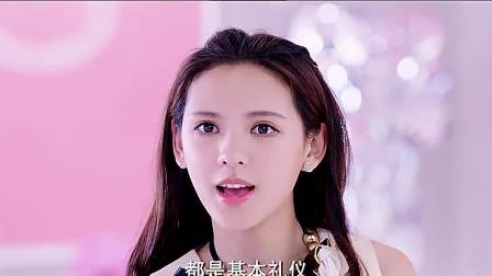 什么小水钻做的指甲？贫穷限制了我的想象