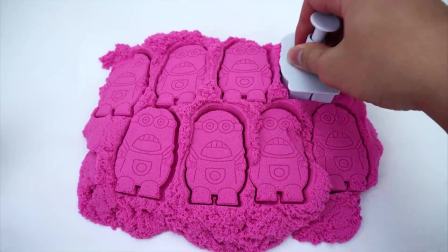 儿童益智：魔法太空沙制作彩色方块圆形蛋糕