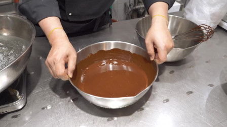 巧克力蛋糕的制作过程