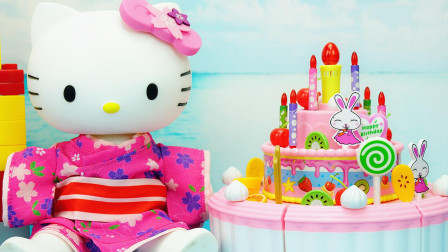 玩具大联萌 会唱生日歌的蛋糕 和凯蒂猫一起来切生日蛋糕吧