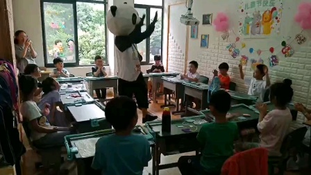 202100601哆啦哆幼儿园六一儿童节之熊猫不走蛋糕人偶之二