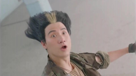 超级学校霸王: 太厉害了, 众人合力也打不过他!