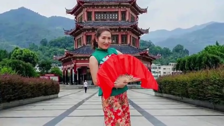 丽梦舞蹈队个人视频扇子舞（这么好的地方）陕西平利文化广场录制！