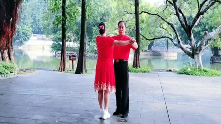 红舞狂广场舞双人舞点四《今天是你的生日》（2021年国庆节）