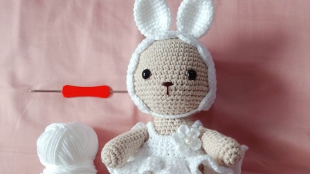 【婷婷编织】第160集中宝宝兔玩偶的钩织教程图解视频