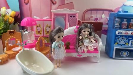 芭比公主城堡故事 莎莎给奶酪的狗狗洗澡