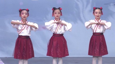 2022超级星达人春节大联欢 张家港市领舞艺术培训中心《小道童》