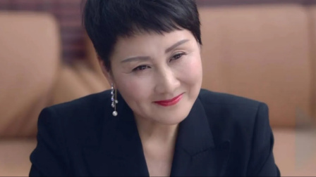 张凯丽做游戏重击王祖蓝，众人当场傻眼，邓超质疑二人是否有过节