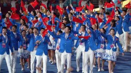 杭州亚运会微纪录《登场》，记录和见证在杭州亚运会的精彩里，属于中国00后的担当与勇气，热情与友好。