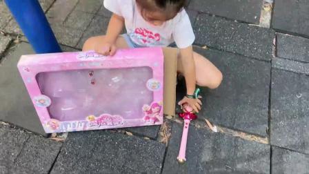 公主梦成真耶！我敢说这是每个小女生都喜欢的玩具
