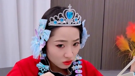 小吴的玩具世界 小朋友来玩艾莎公主手饰盒吧！