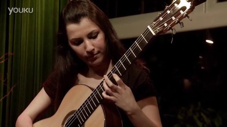 《茶花女主题幻想曲》土耳其女演奏家Aysegul Koca在荷兰吉他沙龙