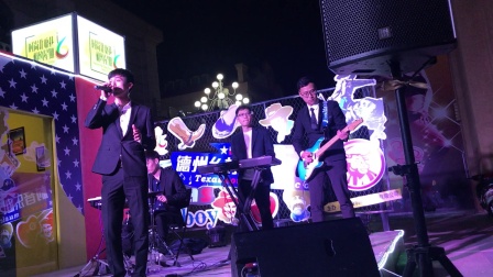 宁波咏弦乐团－杭州湾酒吧一条街乐队表演《夜空中最亮的星》
