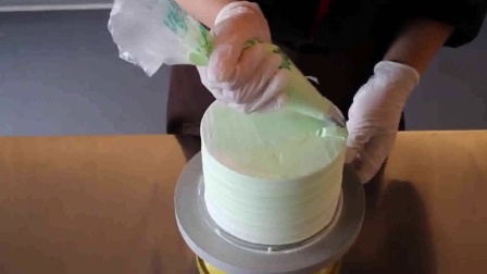 蛋糕胚抹面视频.韩式裱花奶油霜抹面视频-甜喵喵的烘焙屋