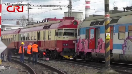 捷克发生列车相撞事故致21人受伤
