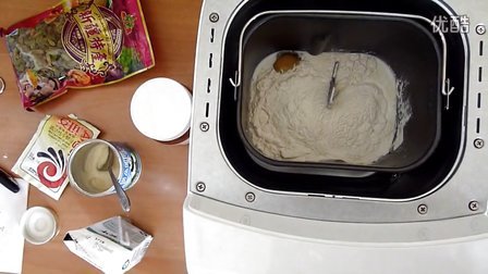伊莱克斯全自动面包机试用2：制作甜面包