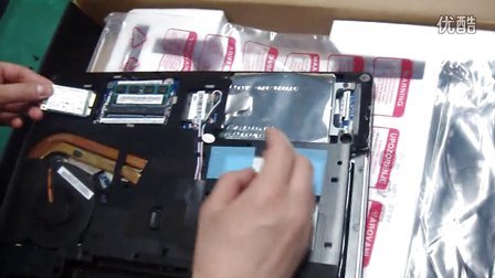 联想Y400拆机加固态硬盘SSD和内存的视频教