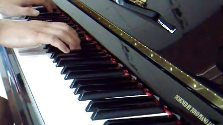 钢琴演奏 肖邦《葬礼进行曲》_tan8.com