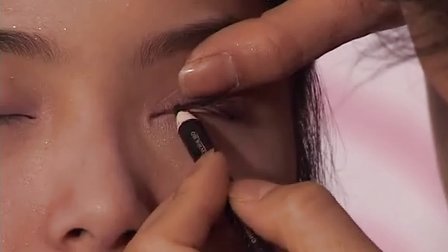 上海彩妆培训_国内著名化妆学校_柯模思韩国老师教学视频