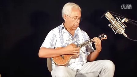Kimo Hussey compares a tenor ukulele and a Bariton