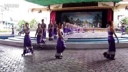 西双版纳 景洪市 傣族村寨 傣族舞蹈 表演