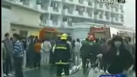 上海商学院火灾 女学生跳楼全过程